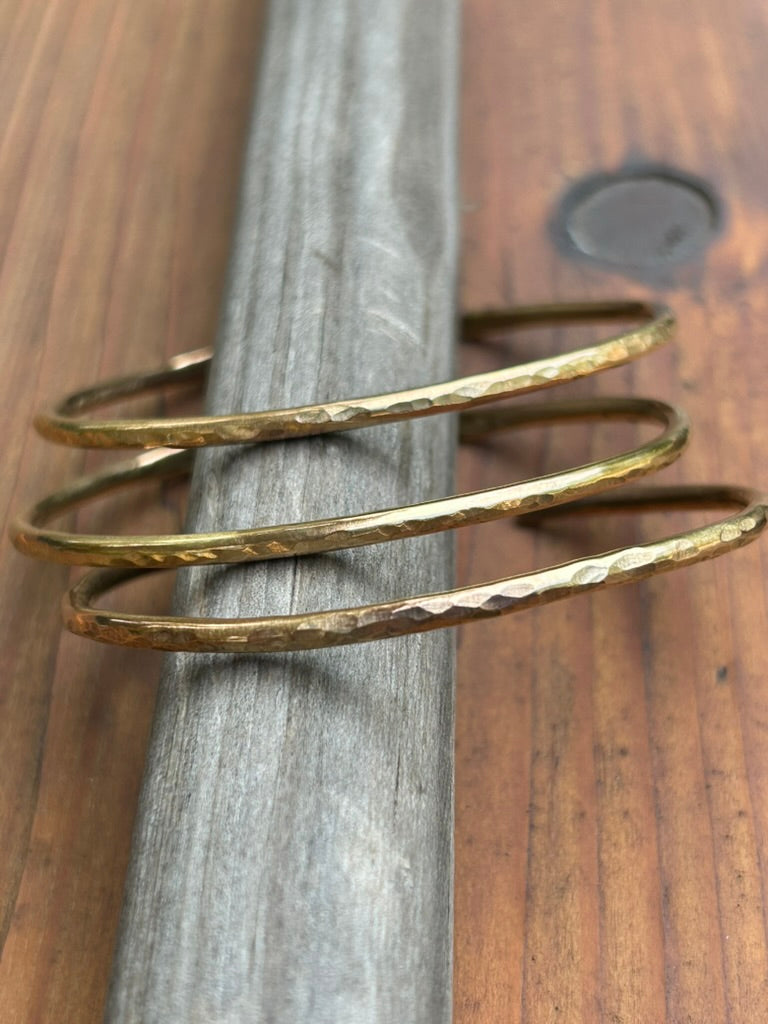 Hammered Bracelet Brass - Narrow