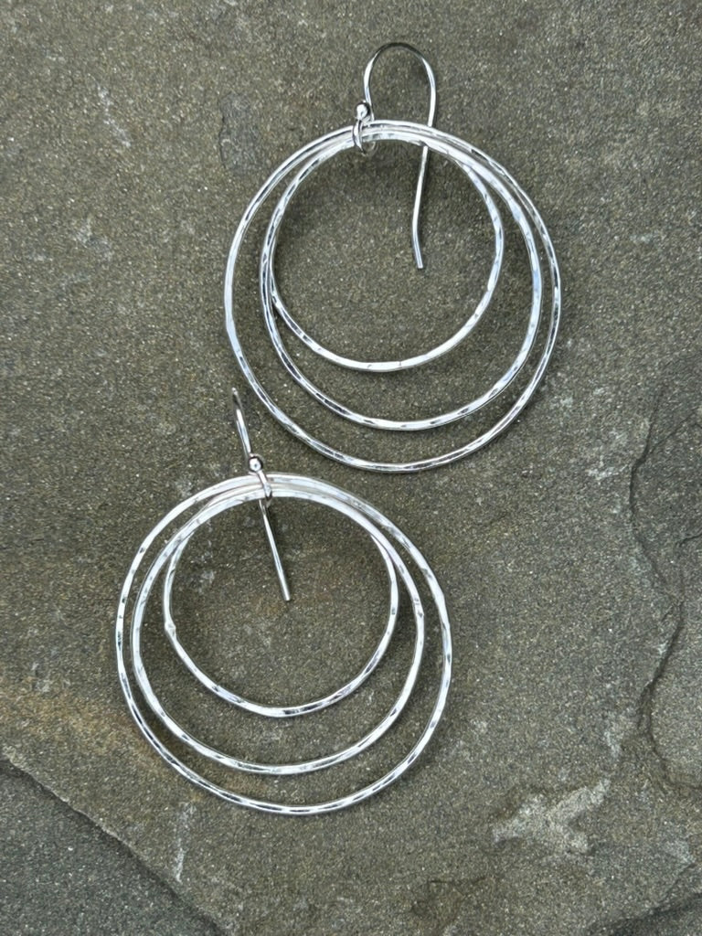 Wire Black Hole - Large