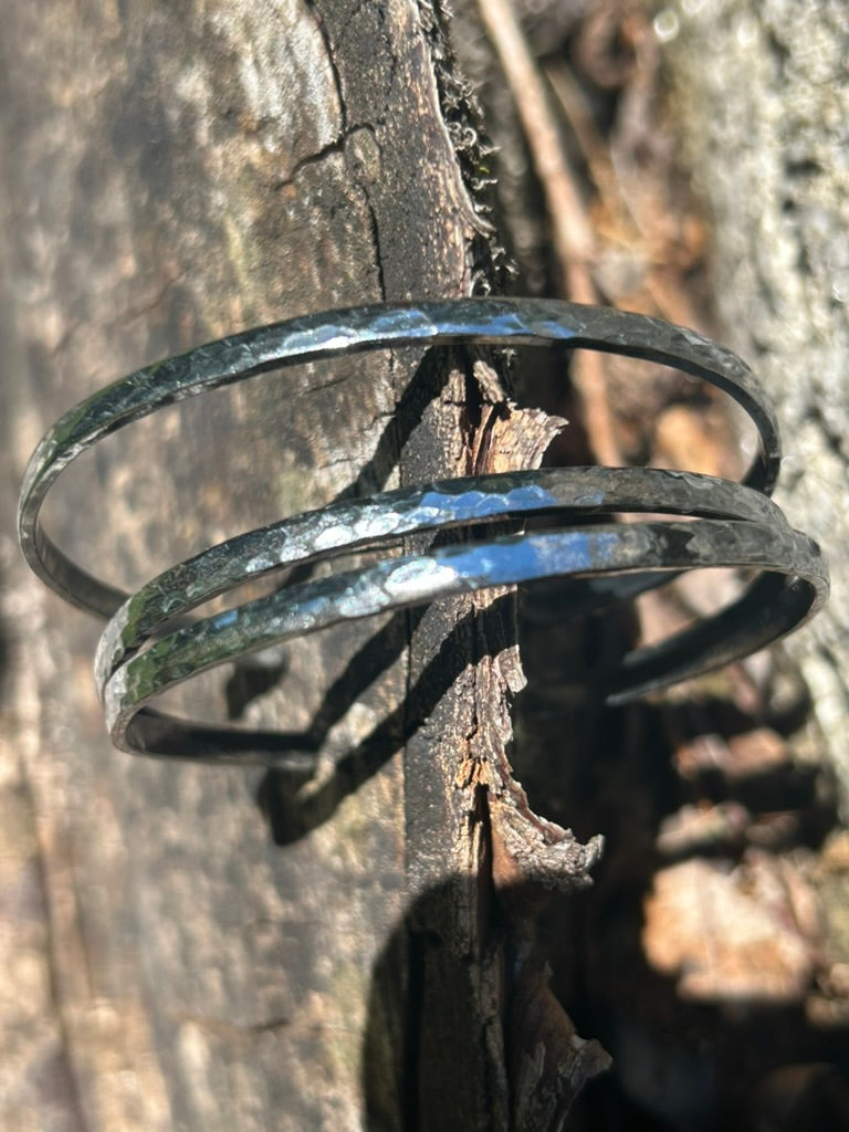 Hammered Bracelet Dark Silver