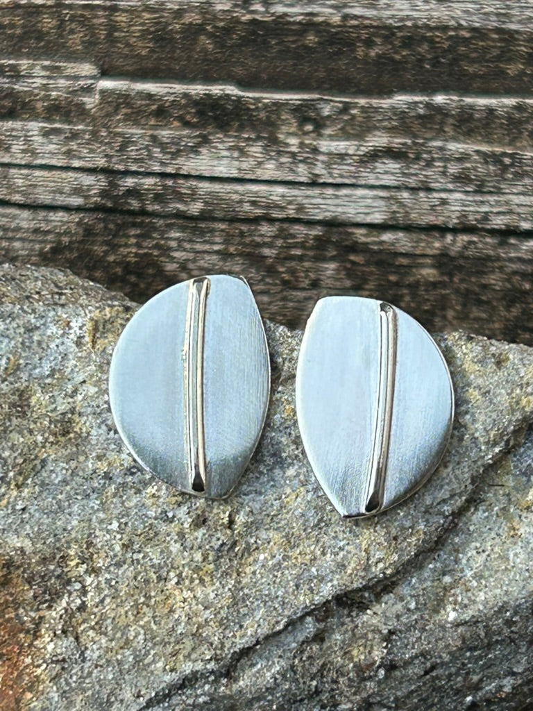 Leaves Studs