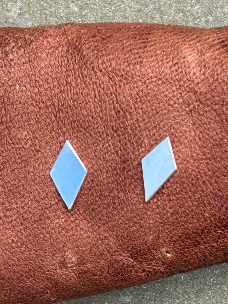 Kite Studs